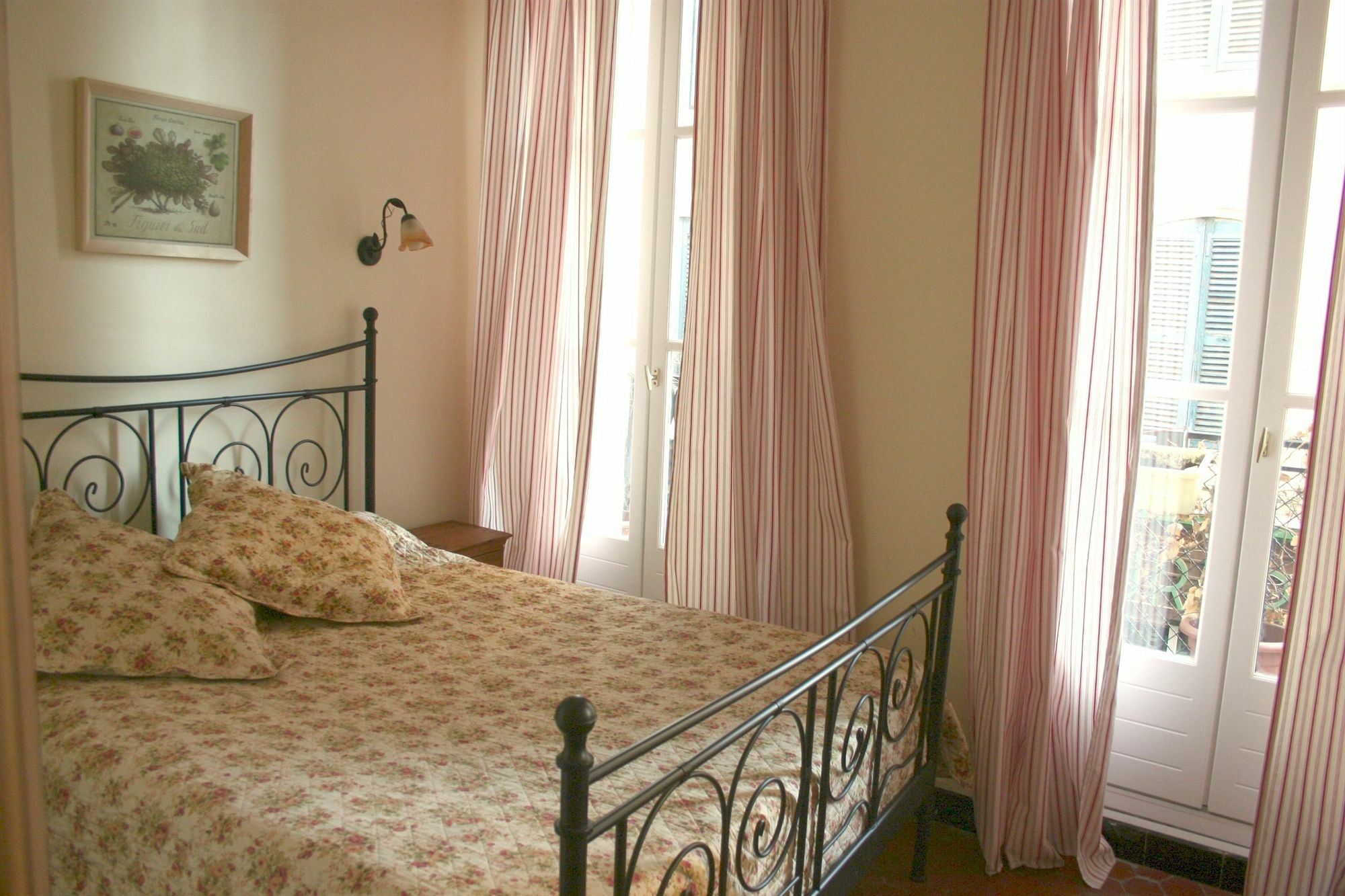 Maison Saint Louis - Vieux Port Hotel 3*